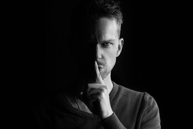 スケボー　うるさい